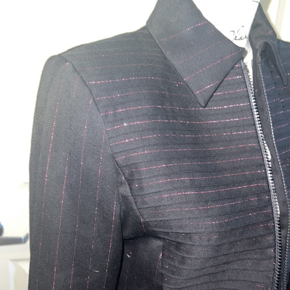 Lined Metallic pink pinstripe 3 piece Elizabeth Wessel Suit - Picture 13 of 17